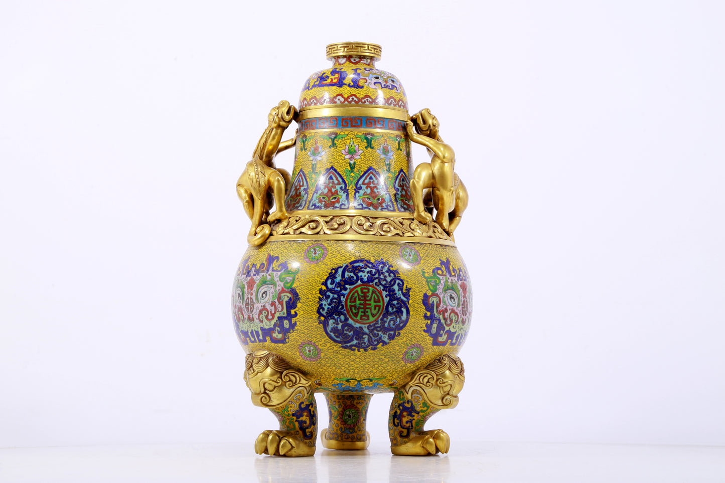 A perfect cloisonné animal face pattern tripod bottle with lid