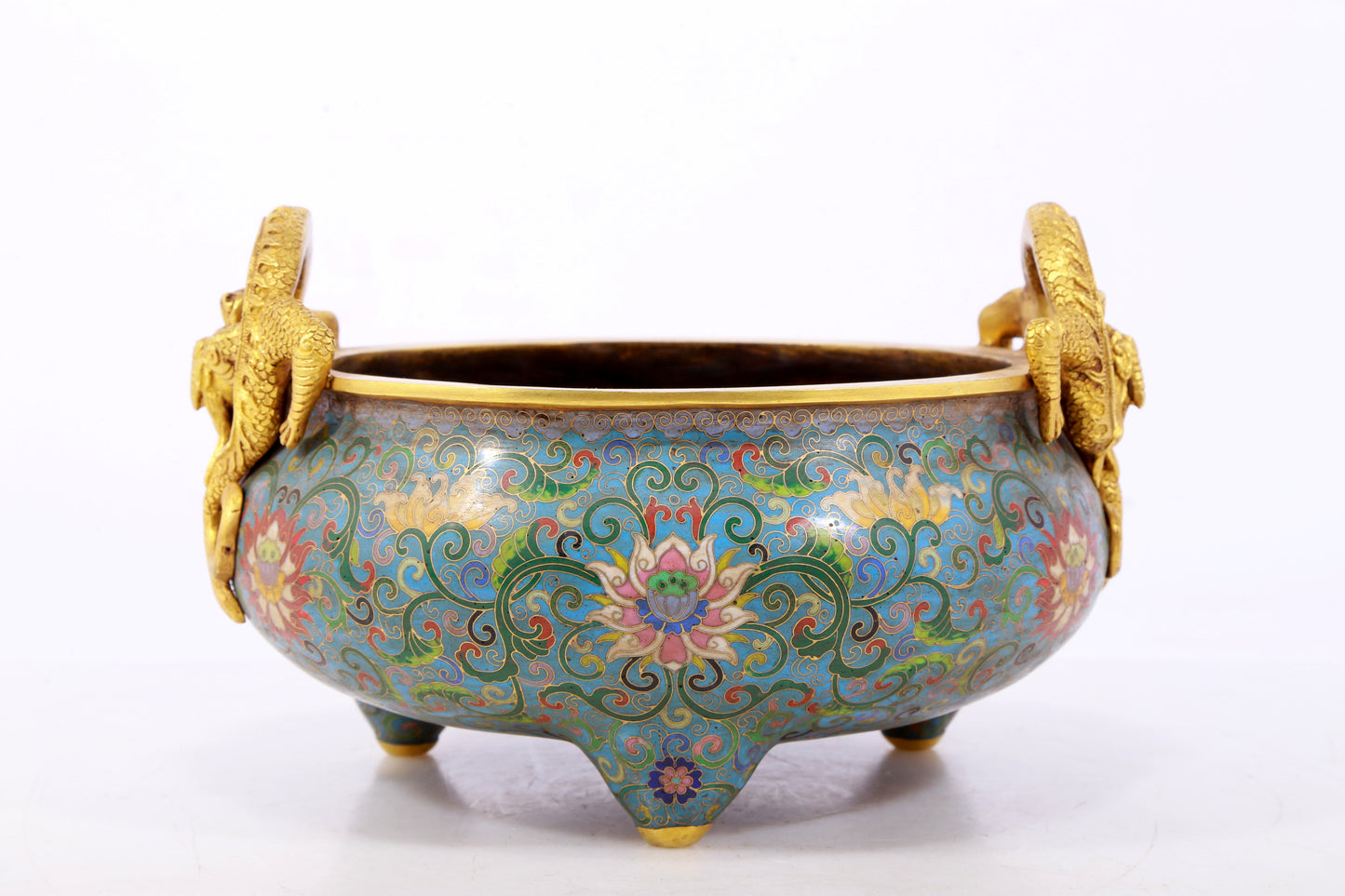 An exquisite cloisonné tripod censer with lotus pattern and dragon ears