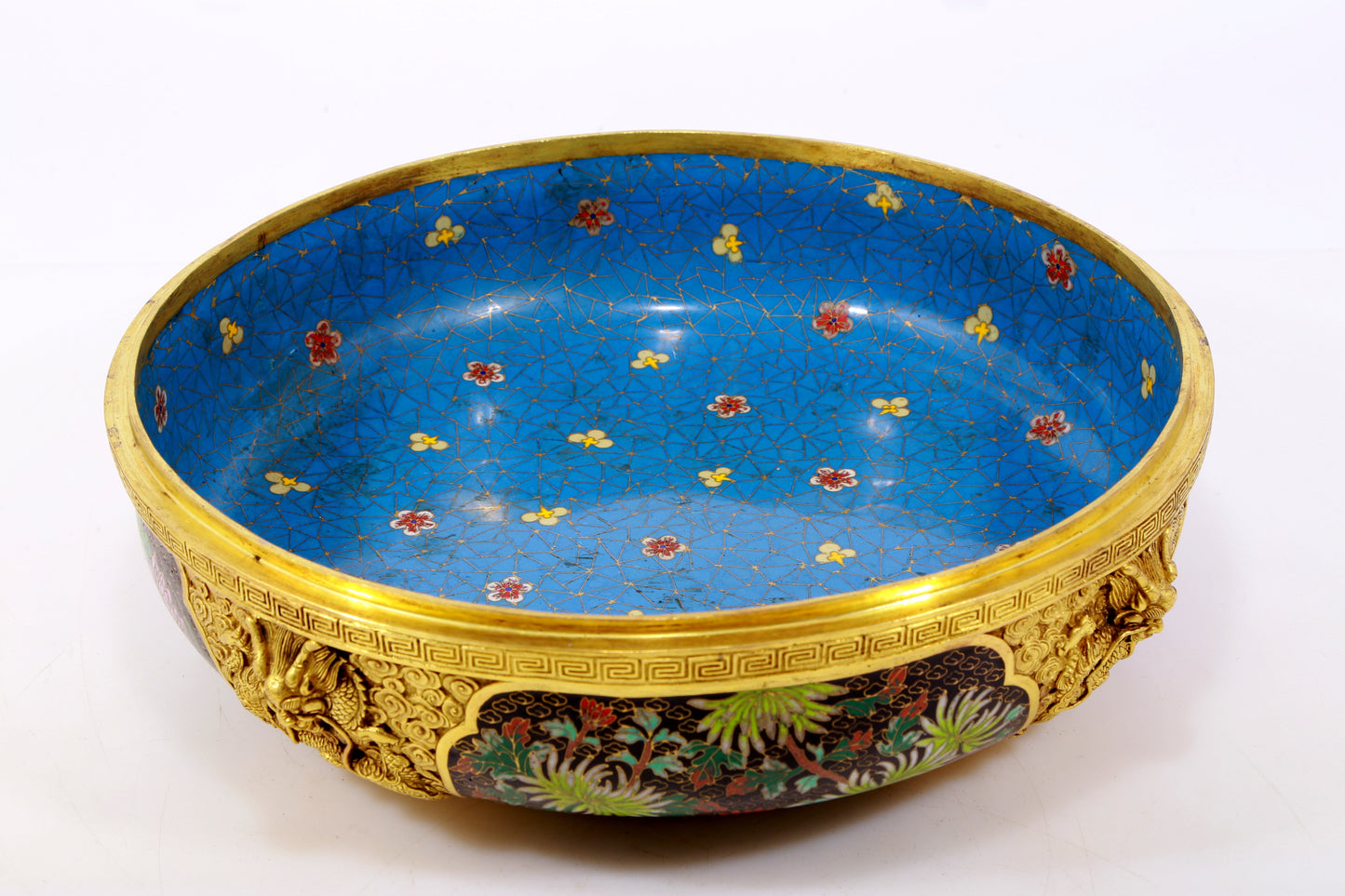 An exquisite cloisonne 'flower and dragon' pattern box