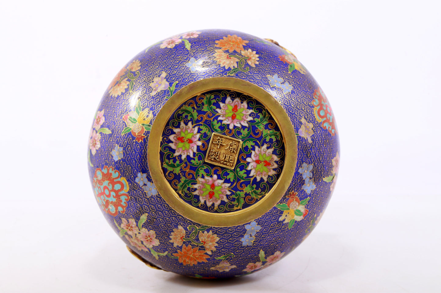 An exquisite cloisonné vase with 'flowers and auspicious animals' patterns