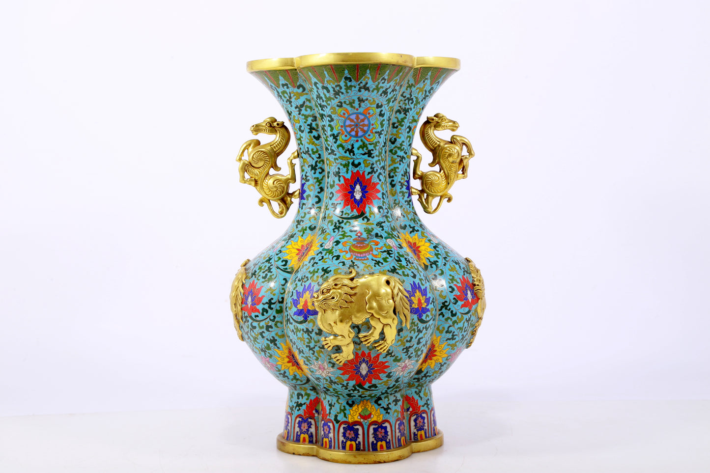 An exquisite cloisonné amphora with 'tangled lotus and auspicious beast' patterns