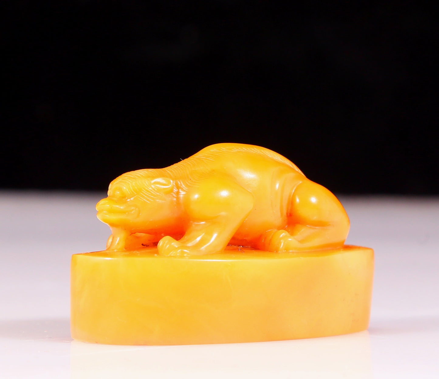 An exquisite Tianhuang stone auspicious animal seal