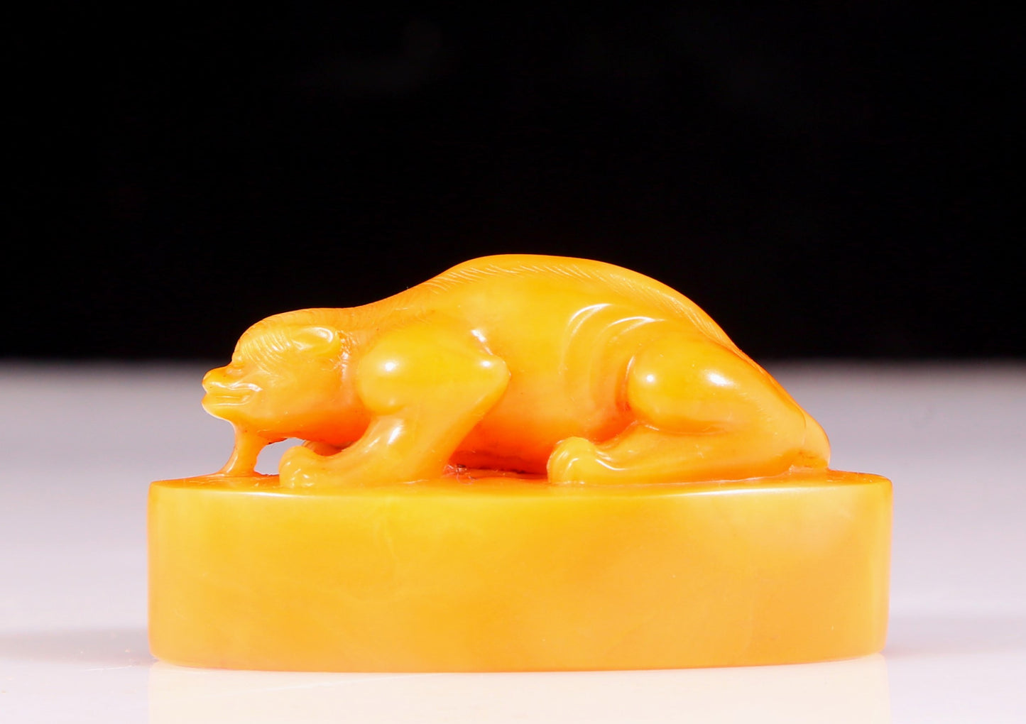 An exquisite Tianhuang stone auspicious animal seal