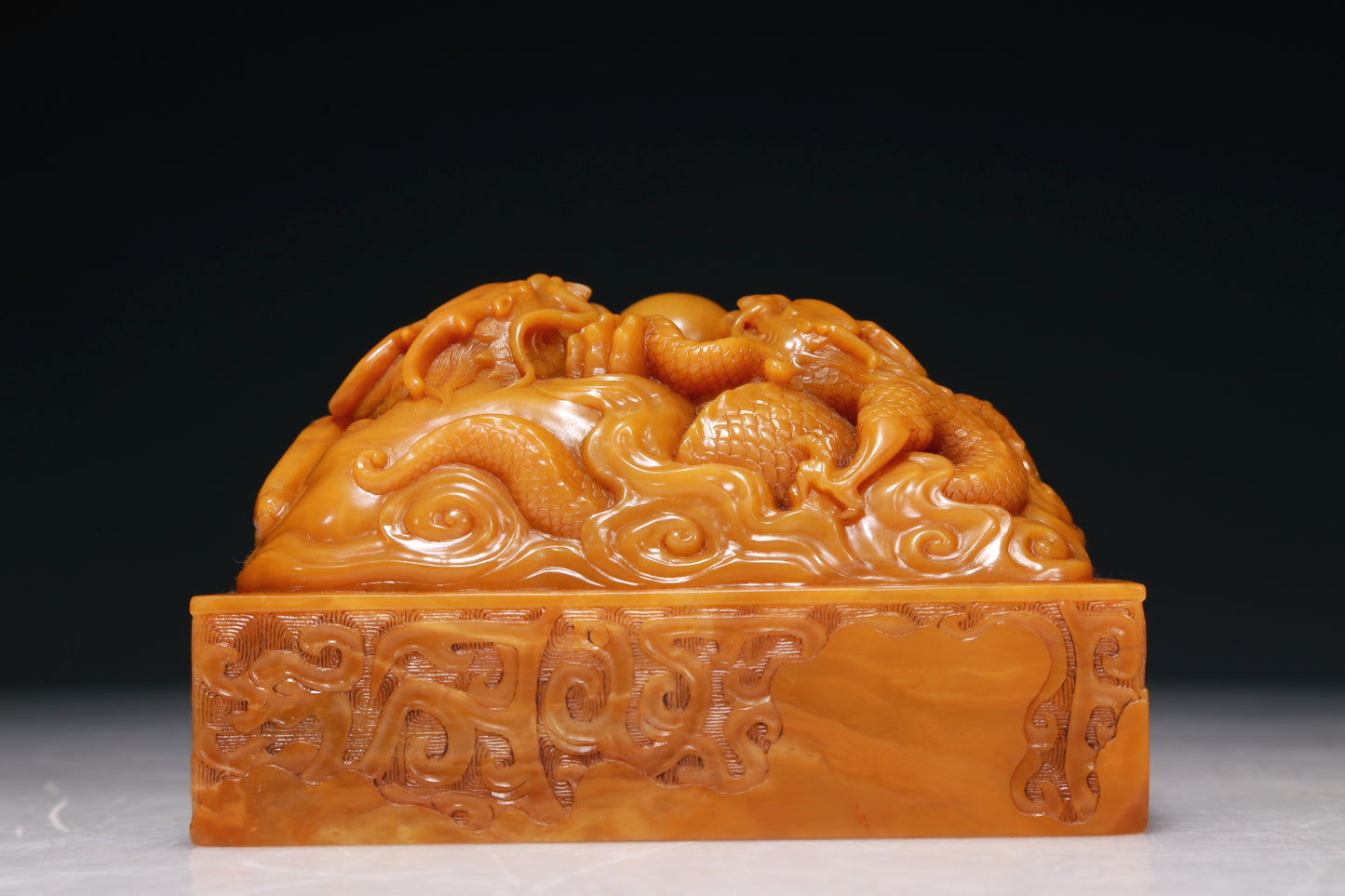 An Exquisite Tianhuang Stone 'Dragon' Seal With Poem Inscriptions