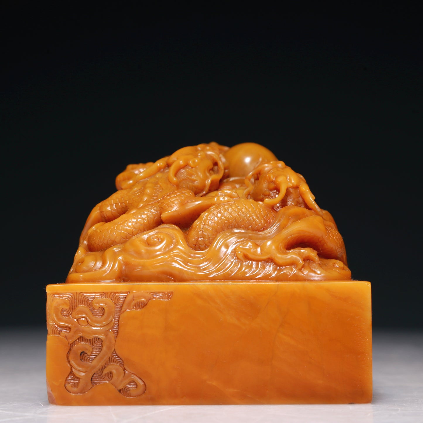 An Exquisite Tianhuang Stone 'Dragon' Seal With Poem Inscriptions