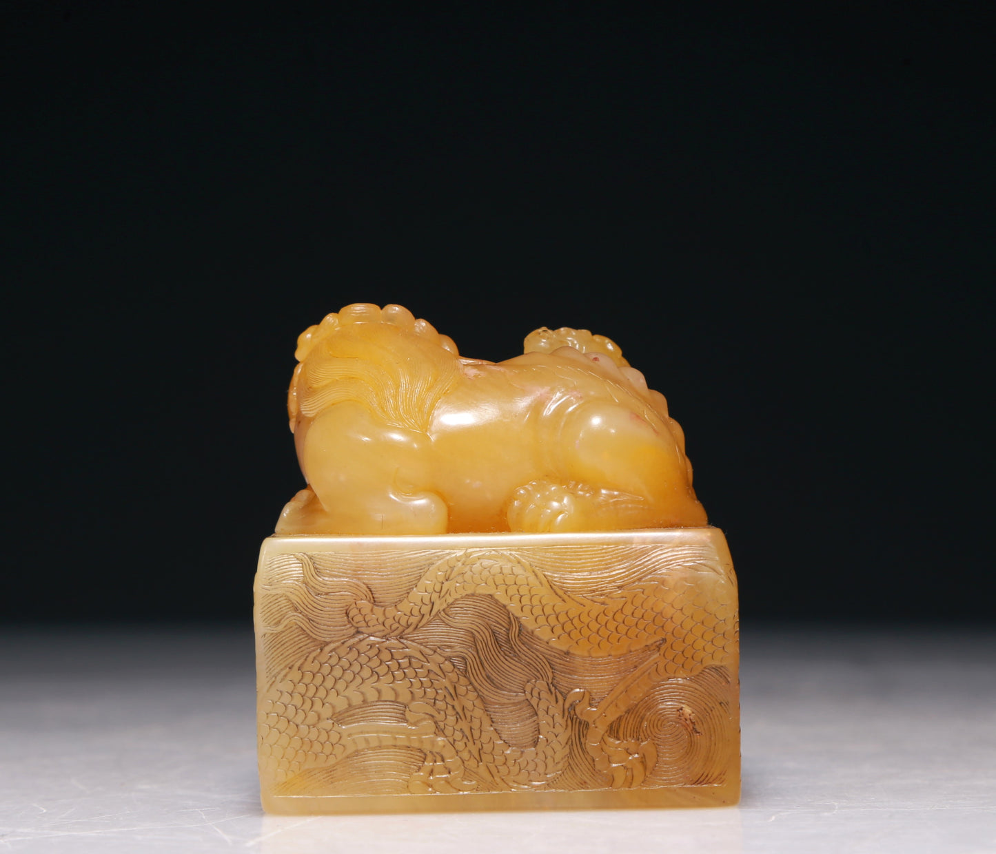 An Exquisite Tianhuang Stone 'Lion' Seal