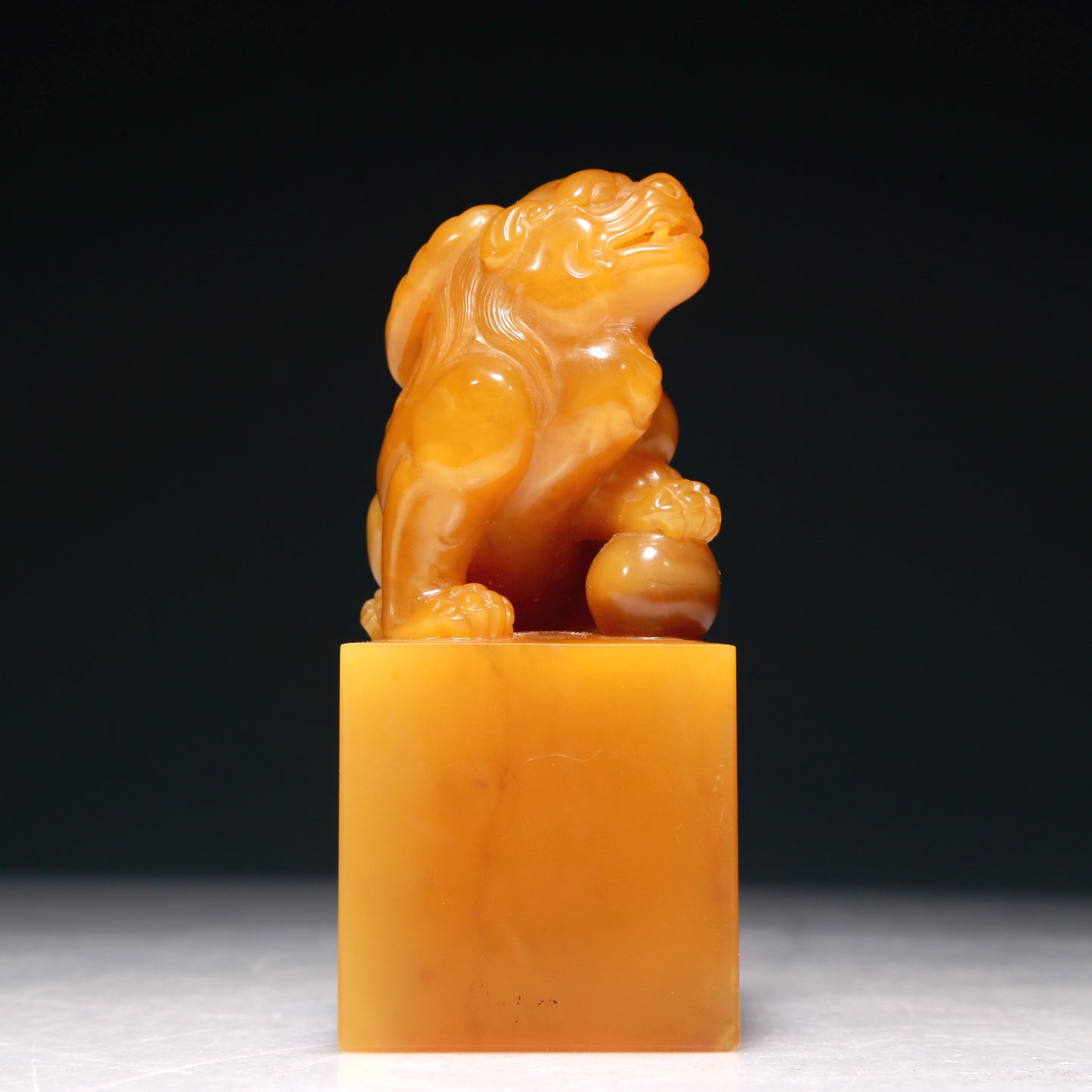 An Exquisite Tianhuang Stone 'Kylin' Seal With A Soapstone Painted 'Auspicious Cloud' Stand