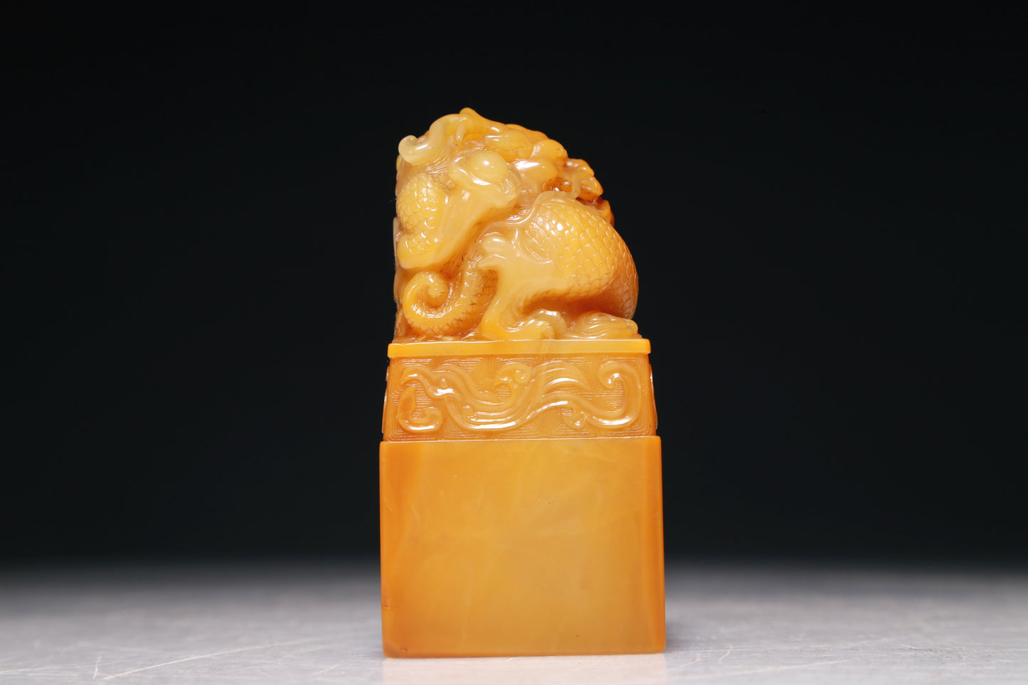 An Exquisite Tianhuang Stone 'Dragon' Seal