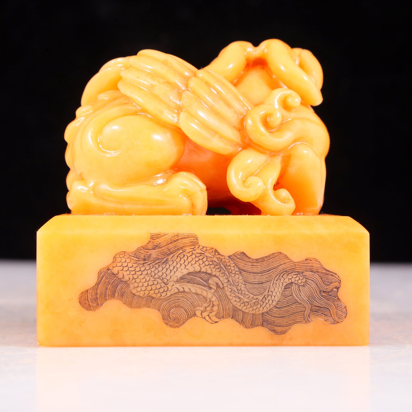 An exquisite Tianhuang stone unicorn seal