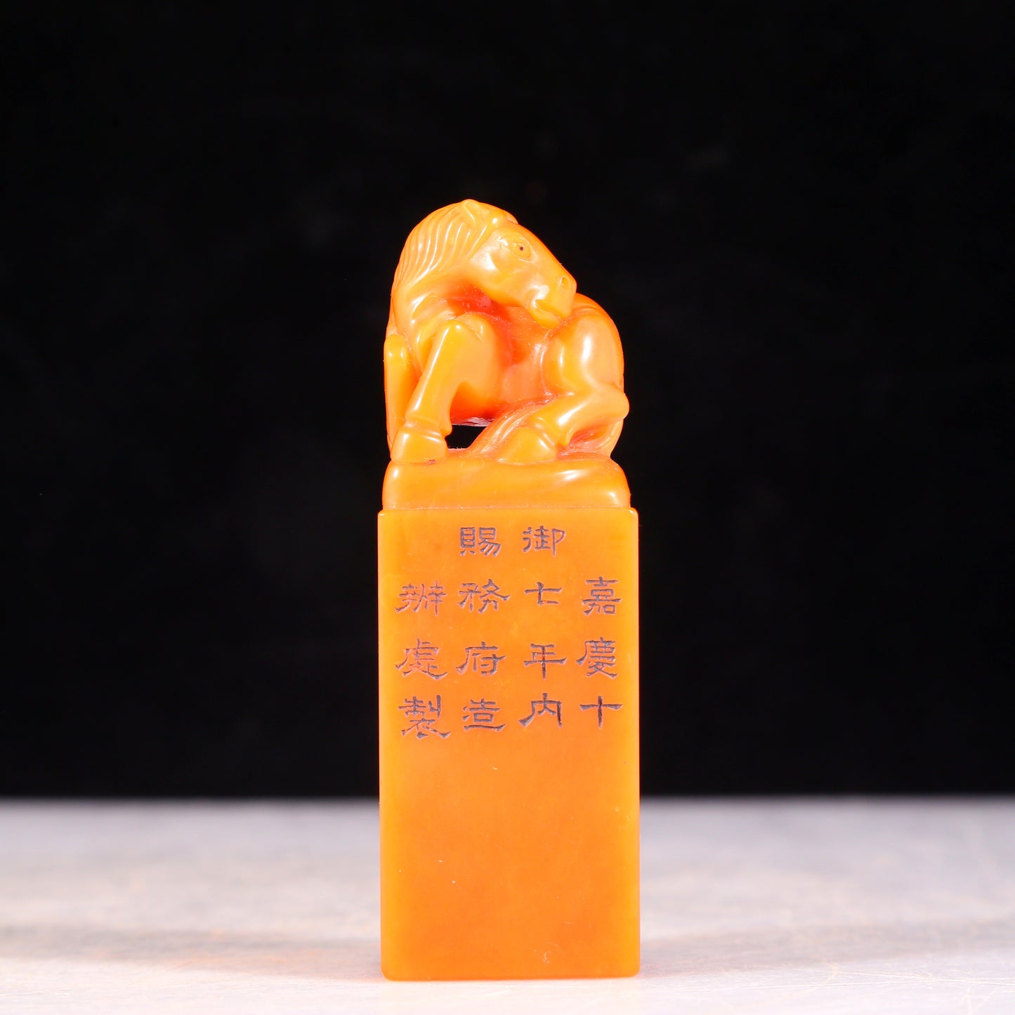 An exquisite Tianhuang stone horse seal