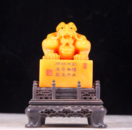 An exquisite Tianhuang stone auspicious animal seal