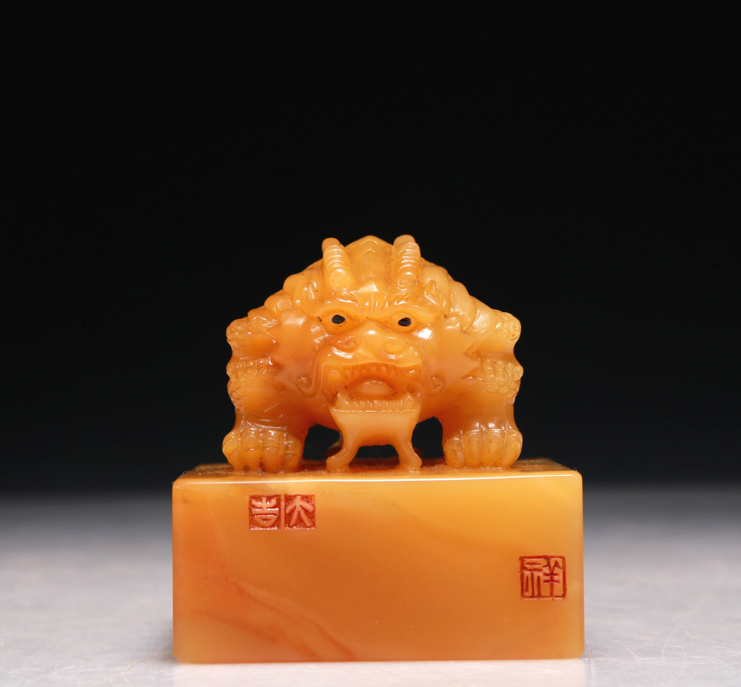 A Precious Tianhuang Stone 'Dragon' Seal