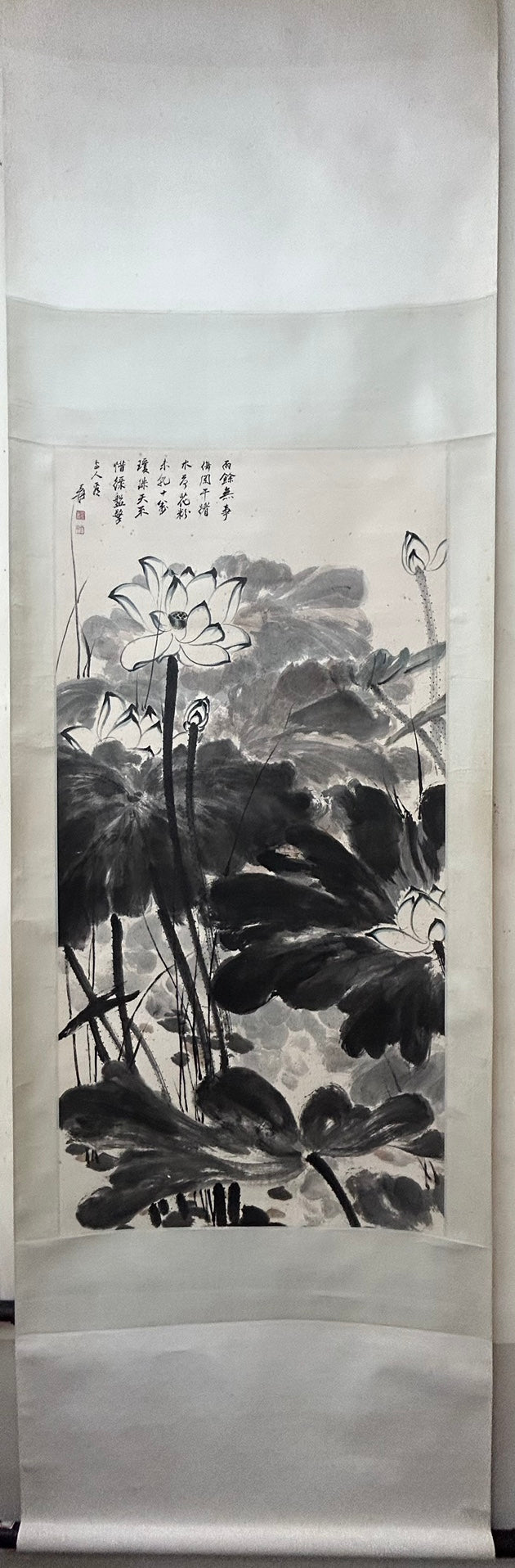 An Exquisite Chinese Ink Painting Hanging Scroll By Zhang Daqian