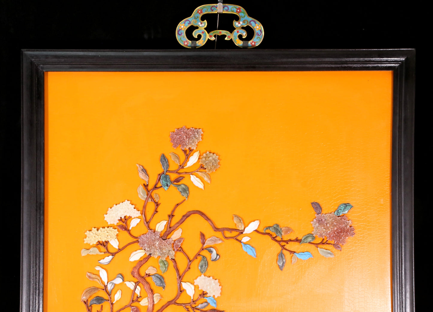 An exquisite zitanwood lacquered hanging screen with flower and bird patterns inlaid with gemstones