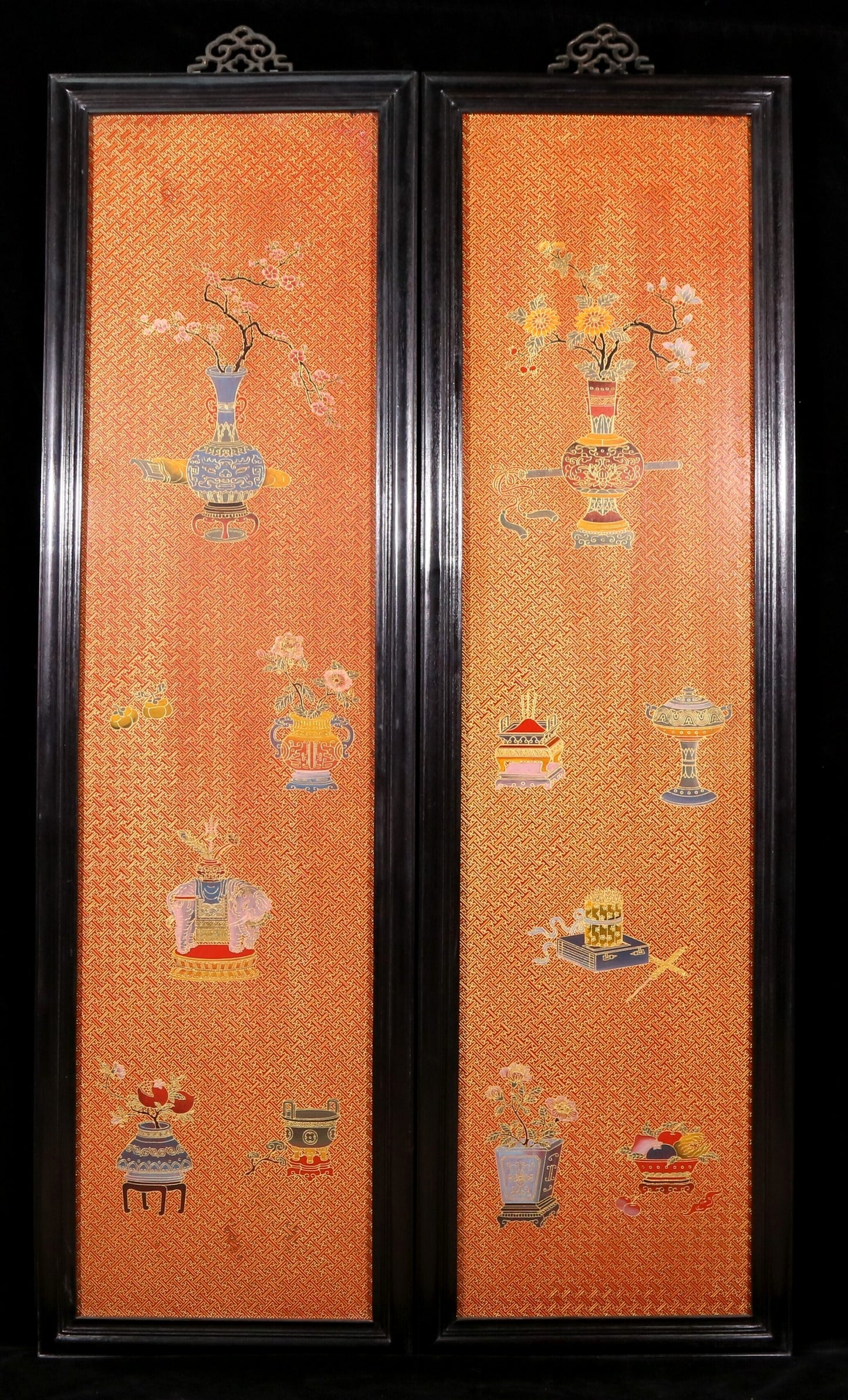 A set of exquisite zitanwood gold-filled lacquered treasure pictures with four hanging screens