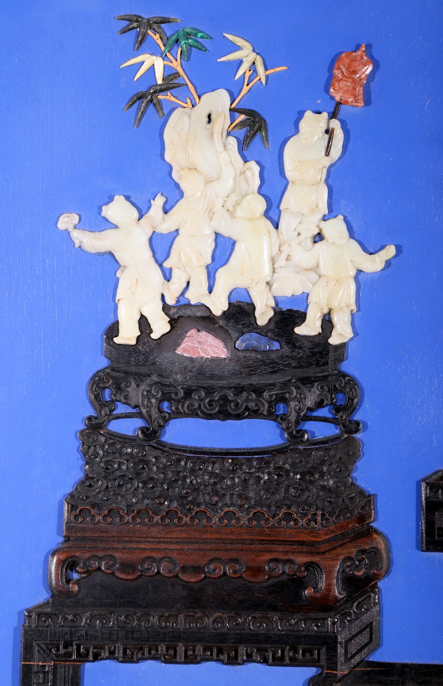 An exquisite zitanwood lacquered and gem-inlaid treasure map hanging screen