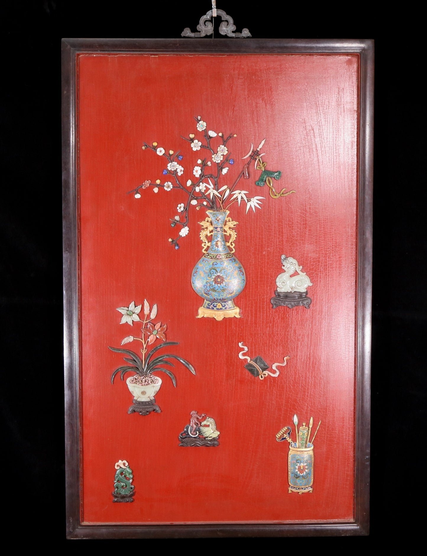 An exquisite zitanwood painted lacquered vase pattern hanging screen