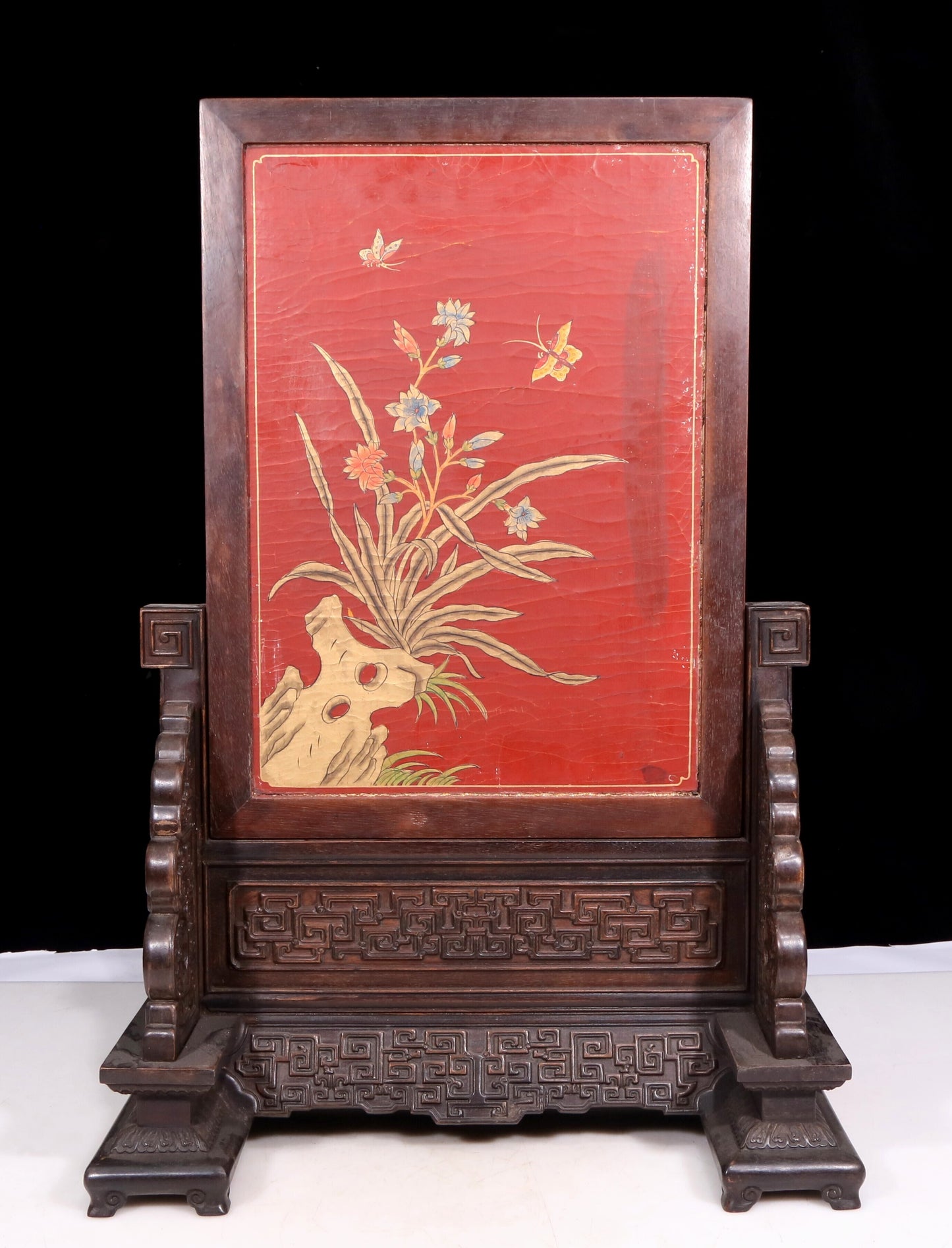 An exquisite zitanwood lacquered, gold-embedded, flower-and-bird pattern table screen