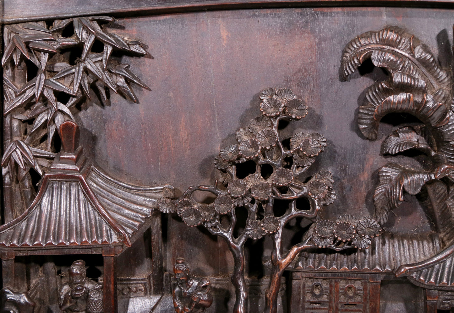 An exquisite zitanwood table screen with landscape and figure patterns