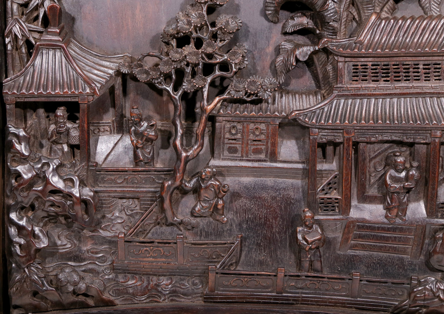 An exquisite zitanwood table screen with landscape and figure patterns