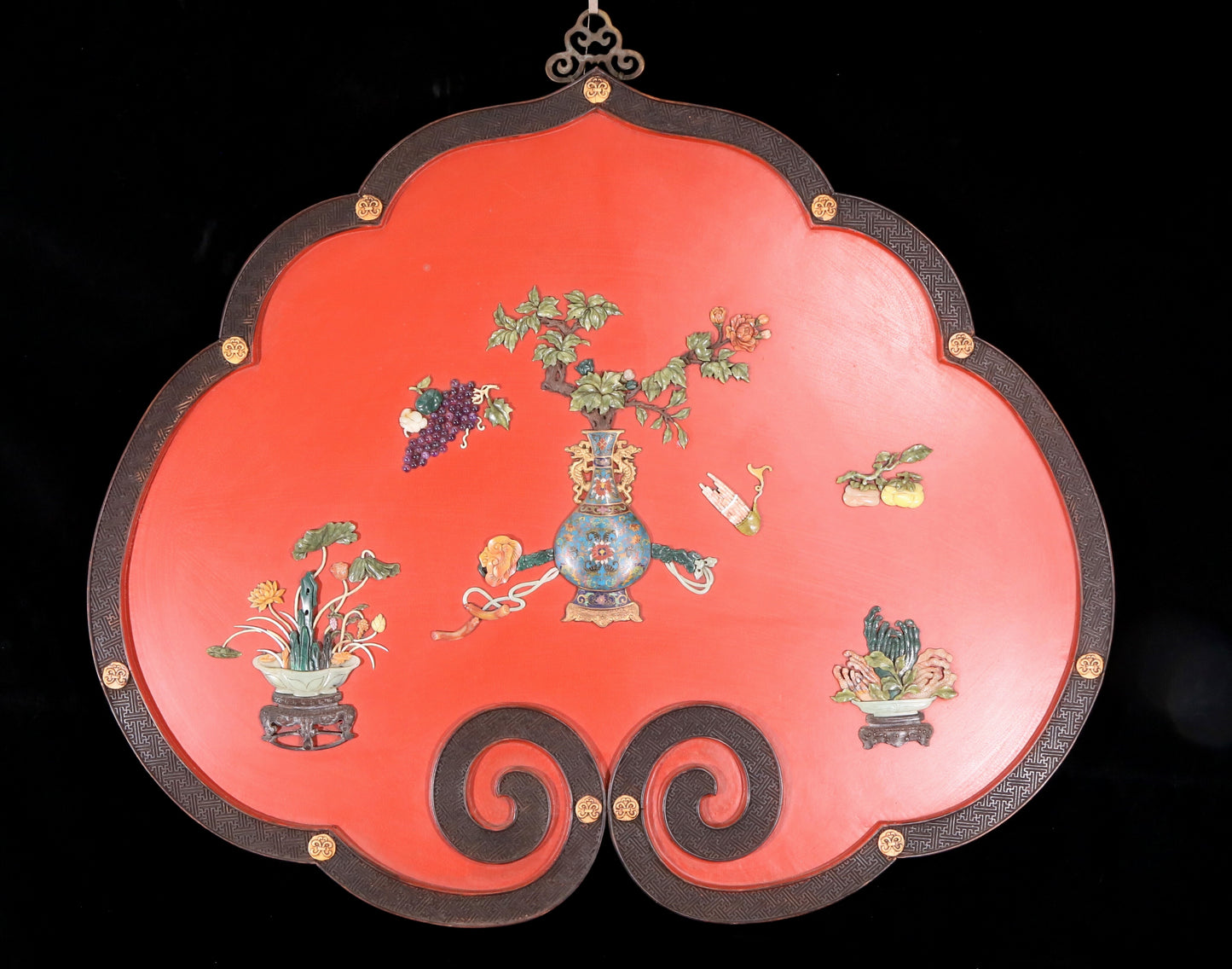 An exquisite zitanwood lacquered vase pattern hanging screen