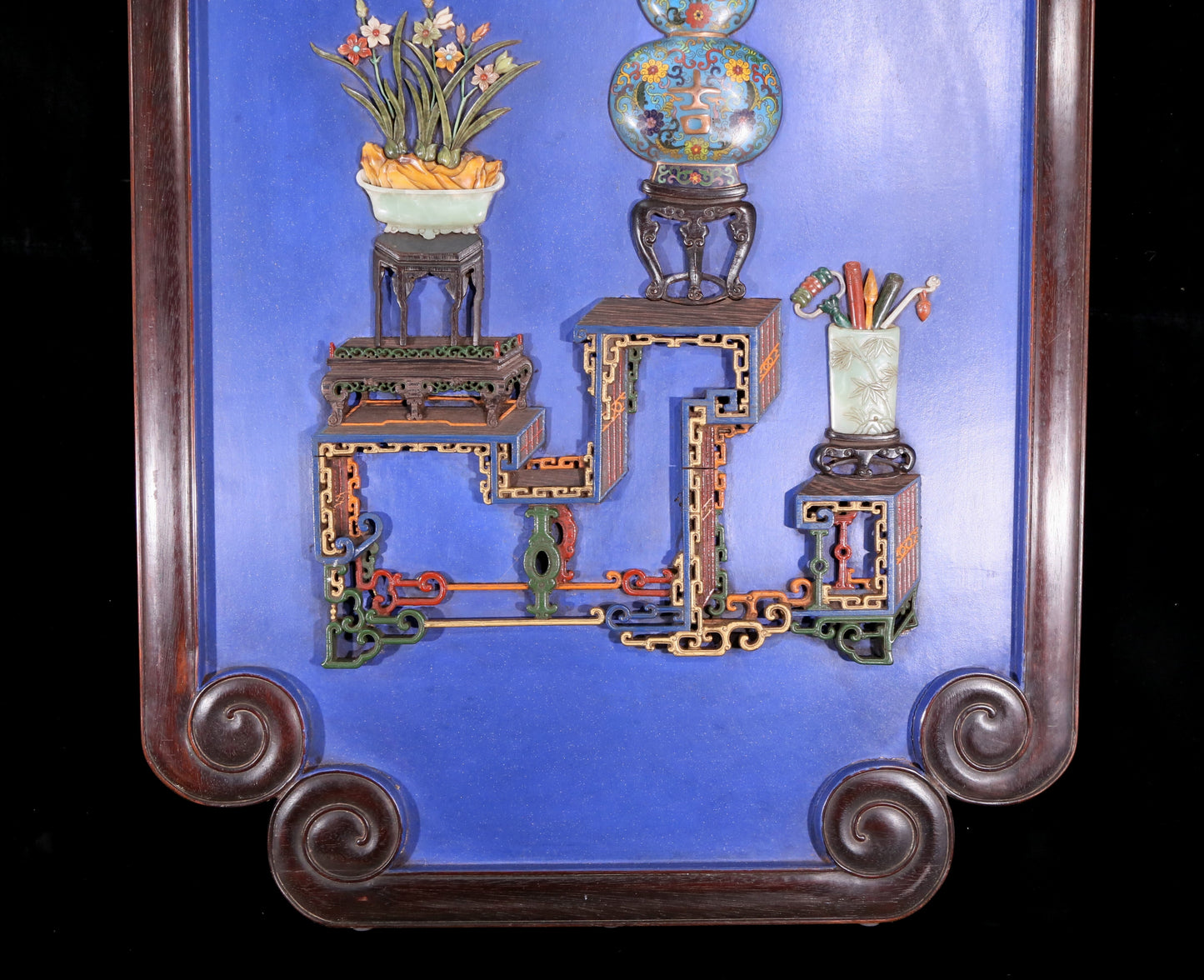 An exquisite zitanwood lacquered vase pattern hanging screen