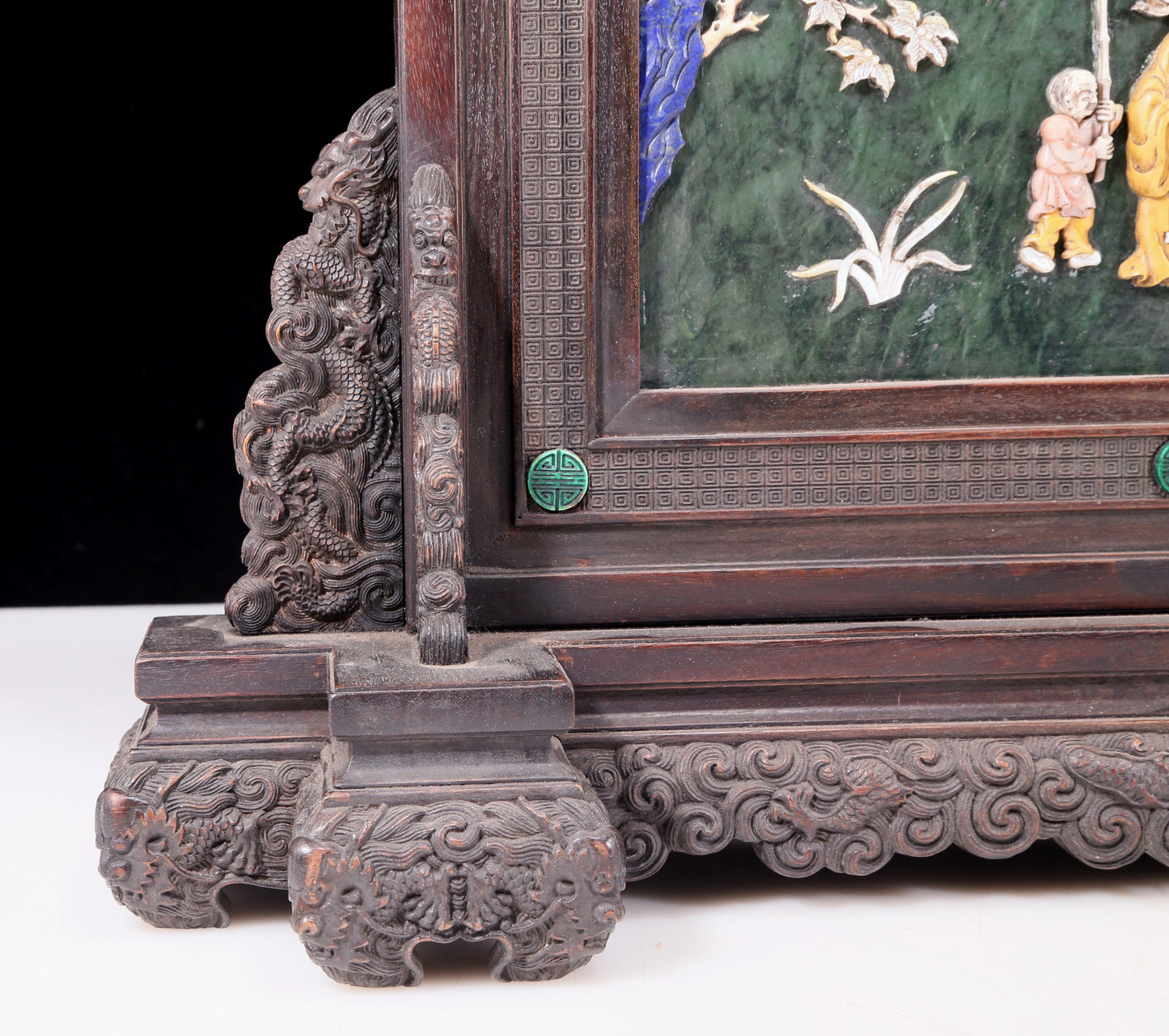 An exquisite zitanwood inlaid with jasper, gold inlaid with gems, landscape and figures pattern table screen