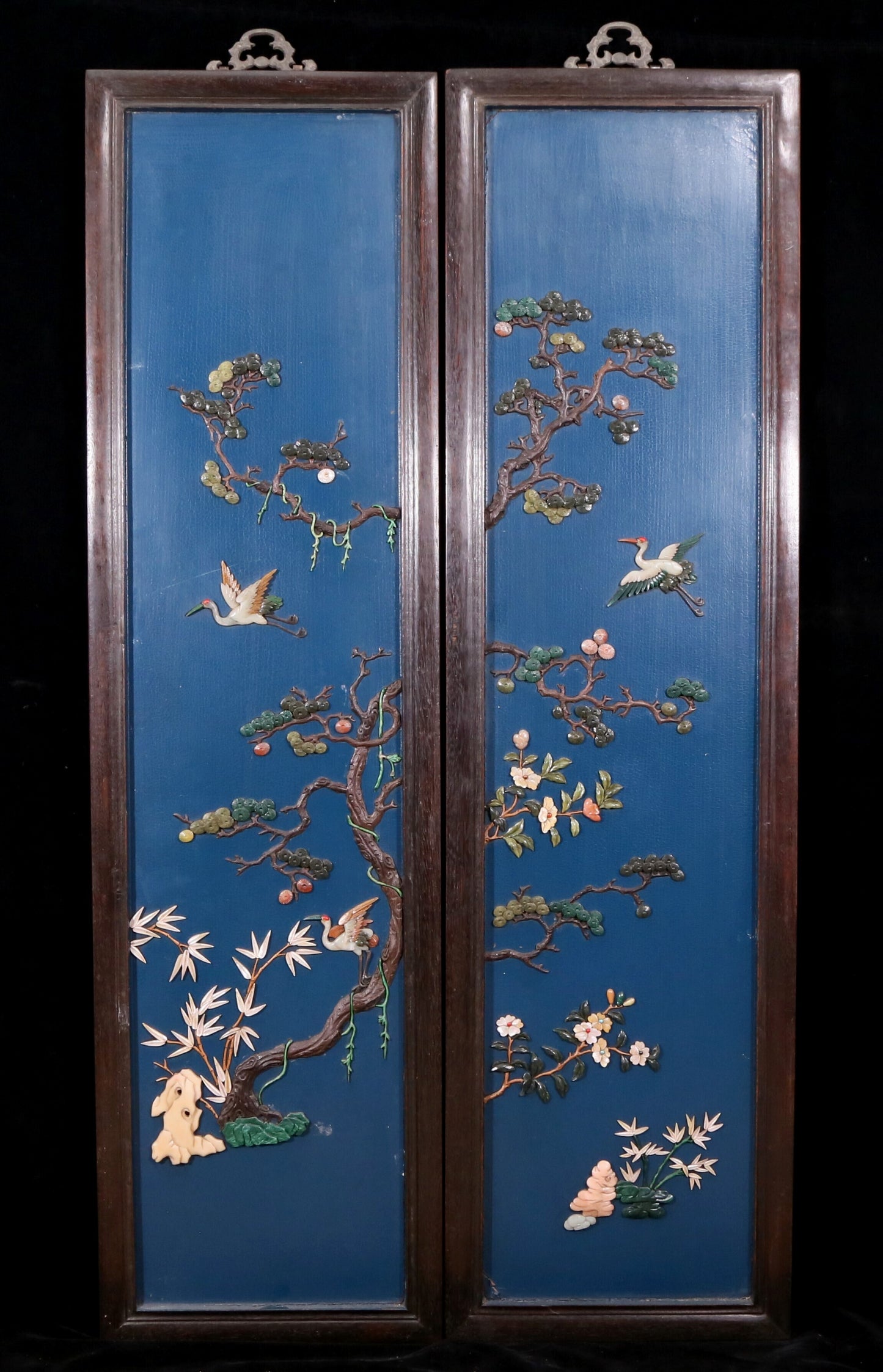 A set of exquisite zitanwood painted four-bar hanging screens inlaid with gems and flowers and birds.