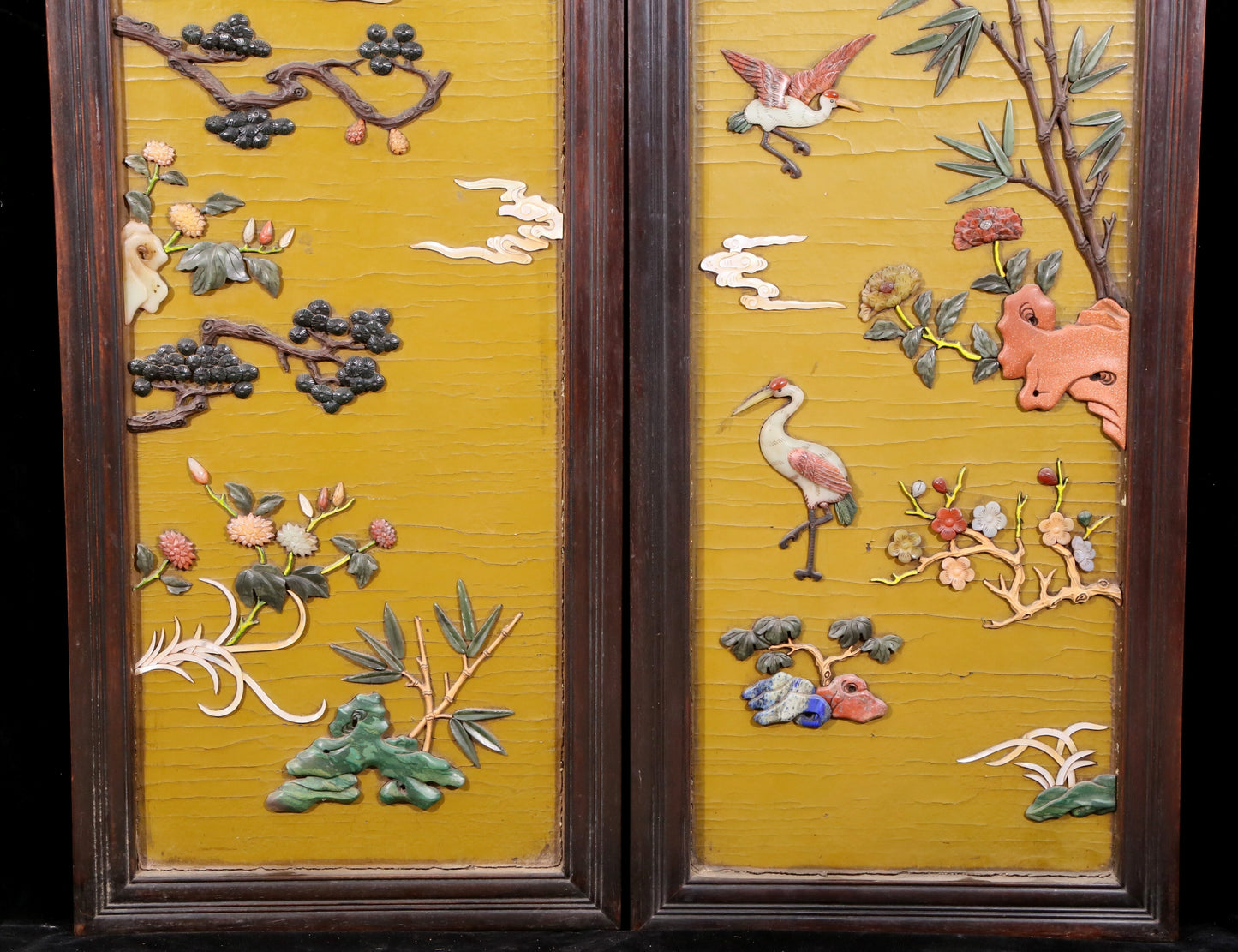 A set of exquisite zitanwood painted four-bar hanging screens inlaid with gems and flowers and birds.