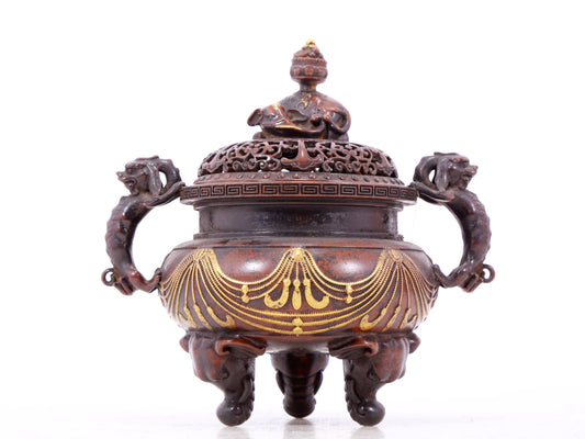 An exquisite gilt bronze elephant-patterned two-eared and tripod censer with lid