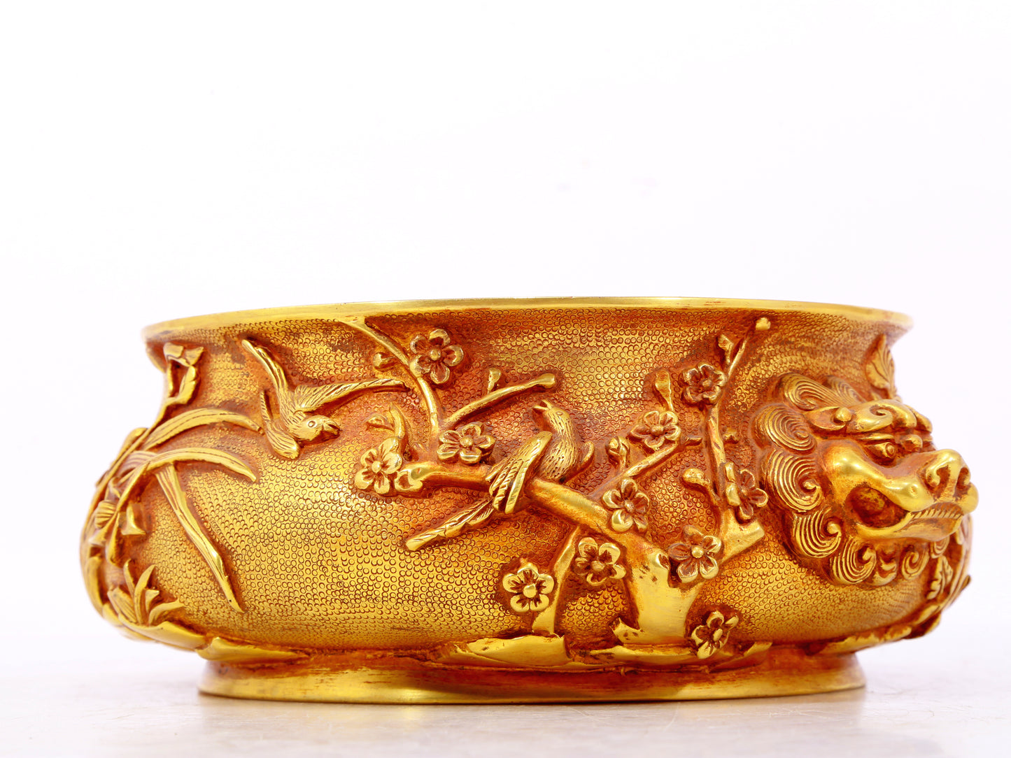 An exquisite gilt bronze animal ear censer with floral patterns