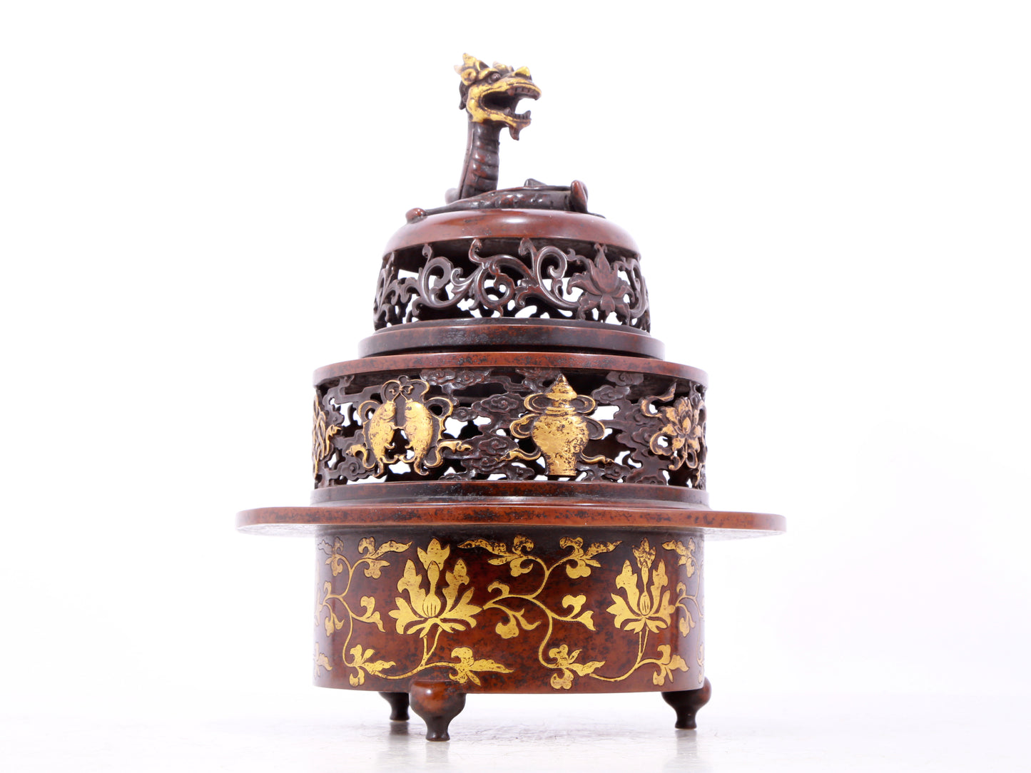 An exquisite gilt bronze tripod censer with lotus and dragon pattern and lid