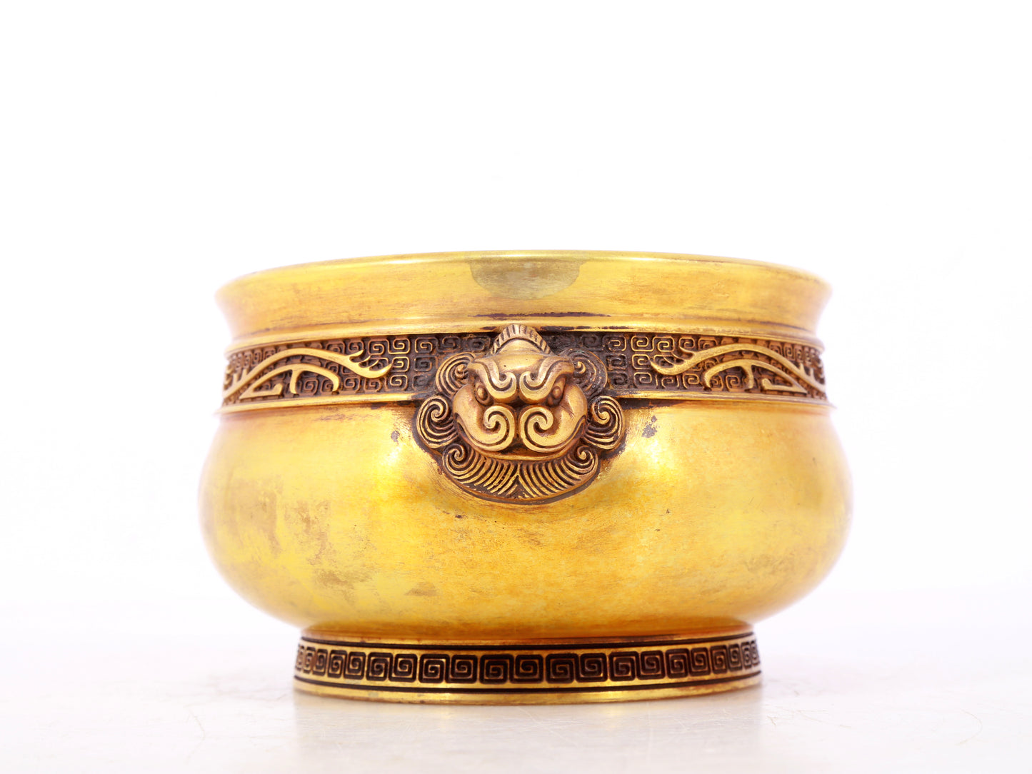 An exquisite gilt bronze lion-ear censer