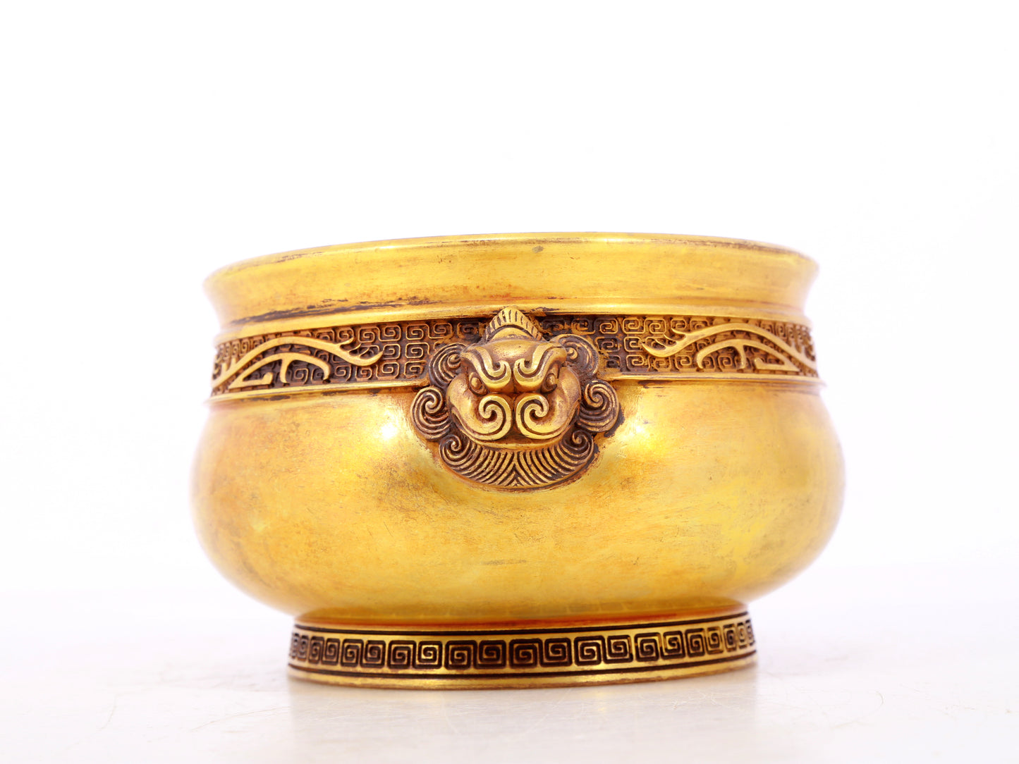 An exquisite gilt bronze lion-ear censer