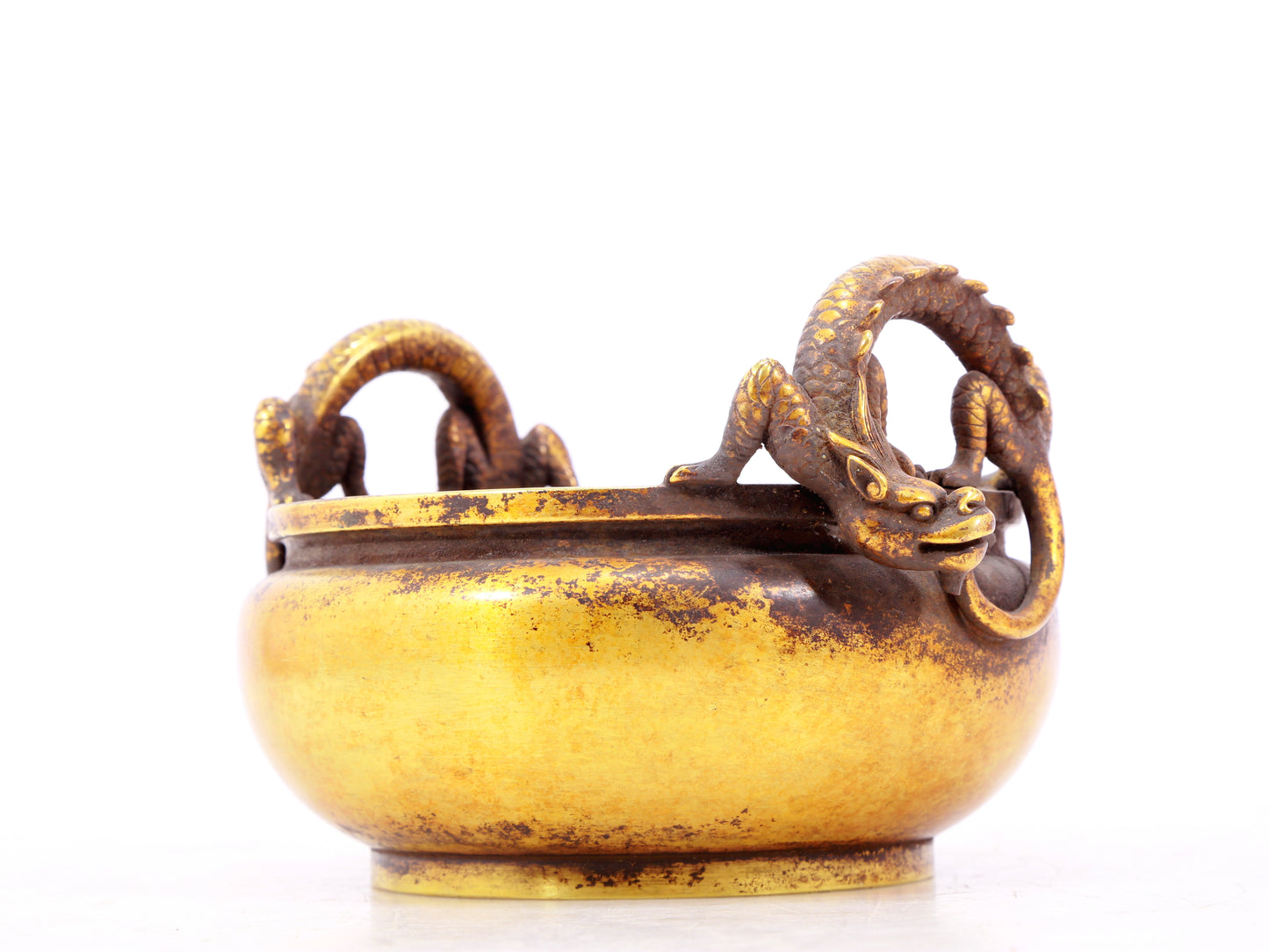 An exquisite gilt bronze dragon ear censer