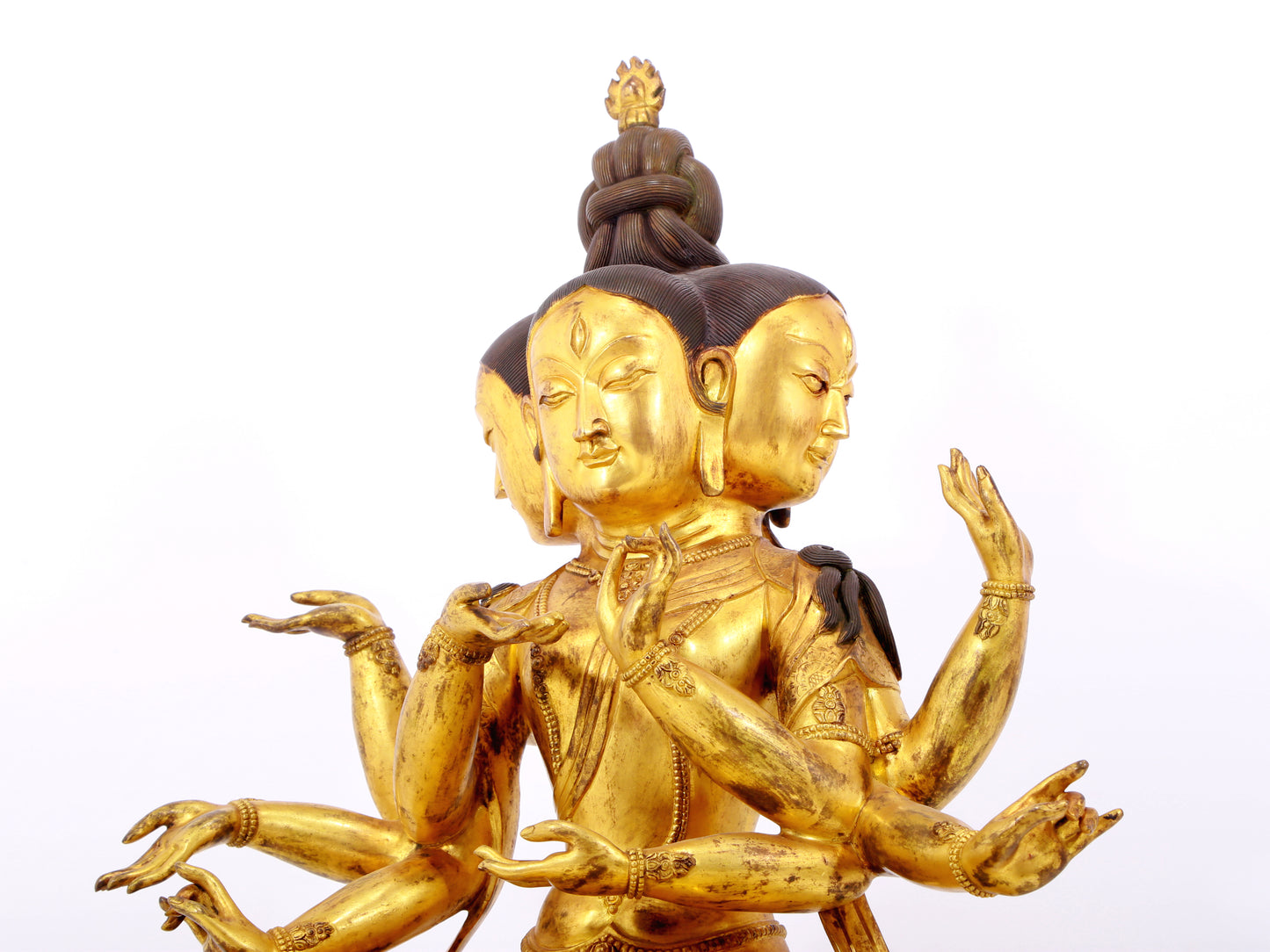 A solemn gilt bronze statue of Bodhisattva