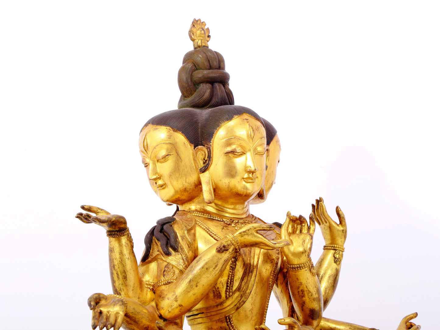 A solemn gilt bronze statue of Bodhisattva