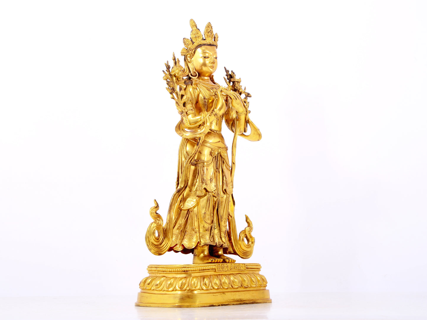 A majestic gilt bronze image of Manjushri Bodhisattva