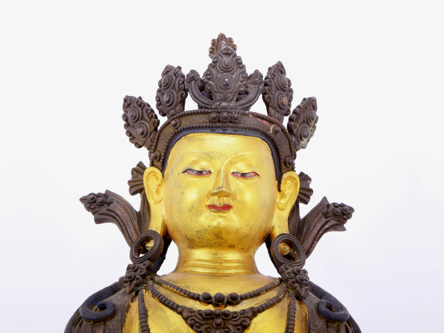 A solemn gilt bronze statue of Bodhisattva