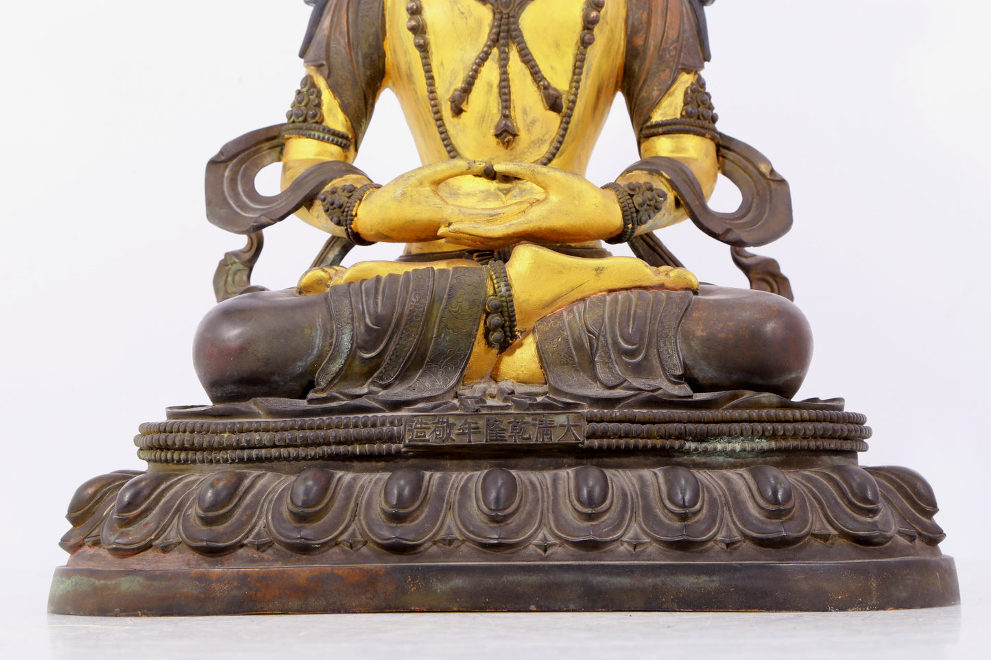 A solemn gilt bronze statue of Bodhisattva