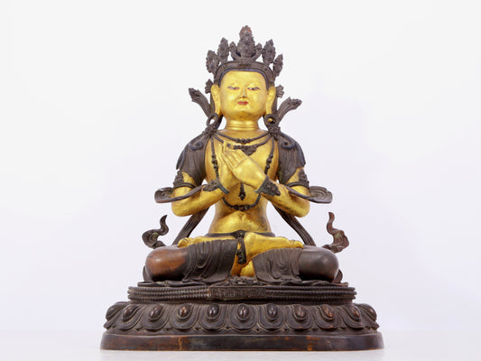 A solemn gilt bronze statue of Bodhisattva