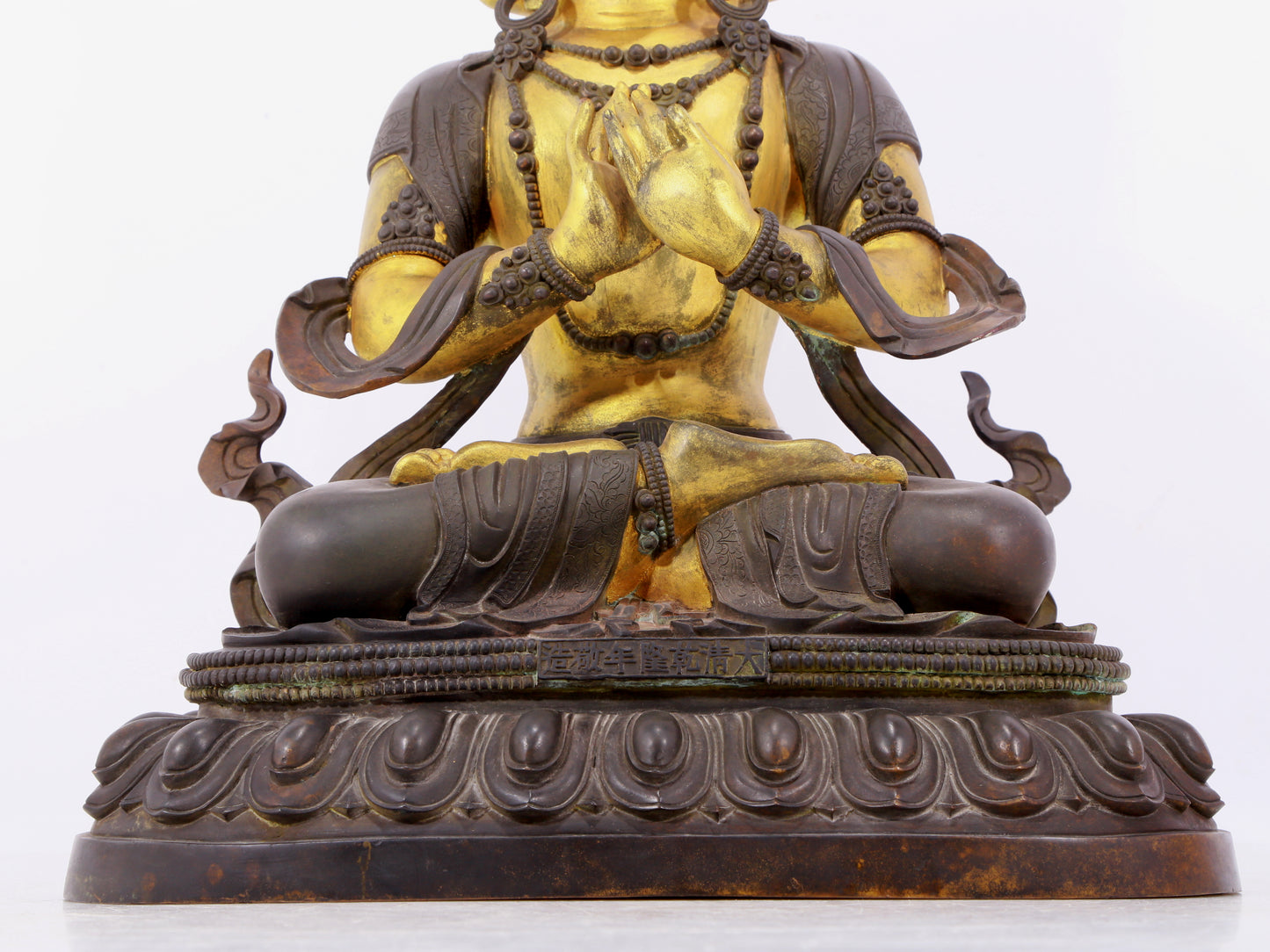 A solemn gilt bronze statue of Bodhisattva