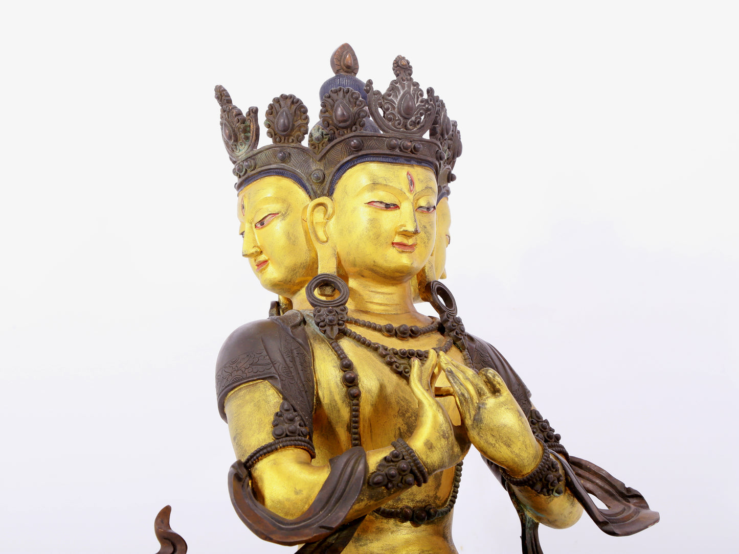 A solemn gilt bronze statue of Bodhisattva