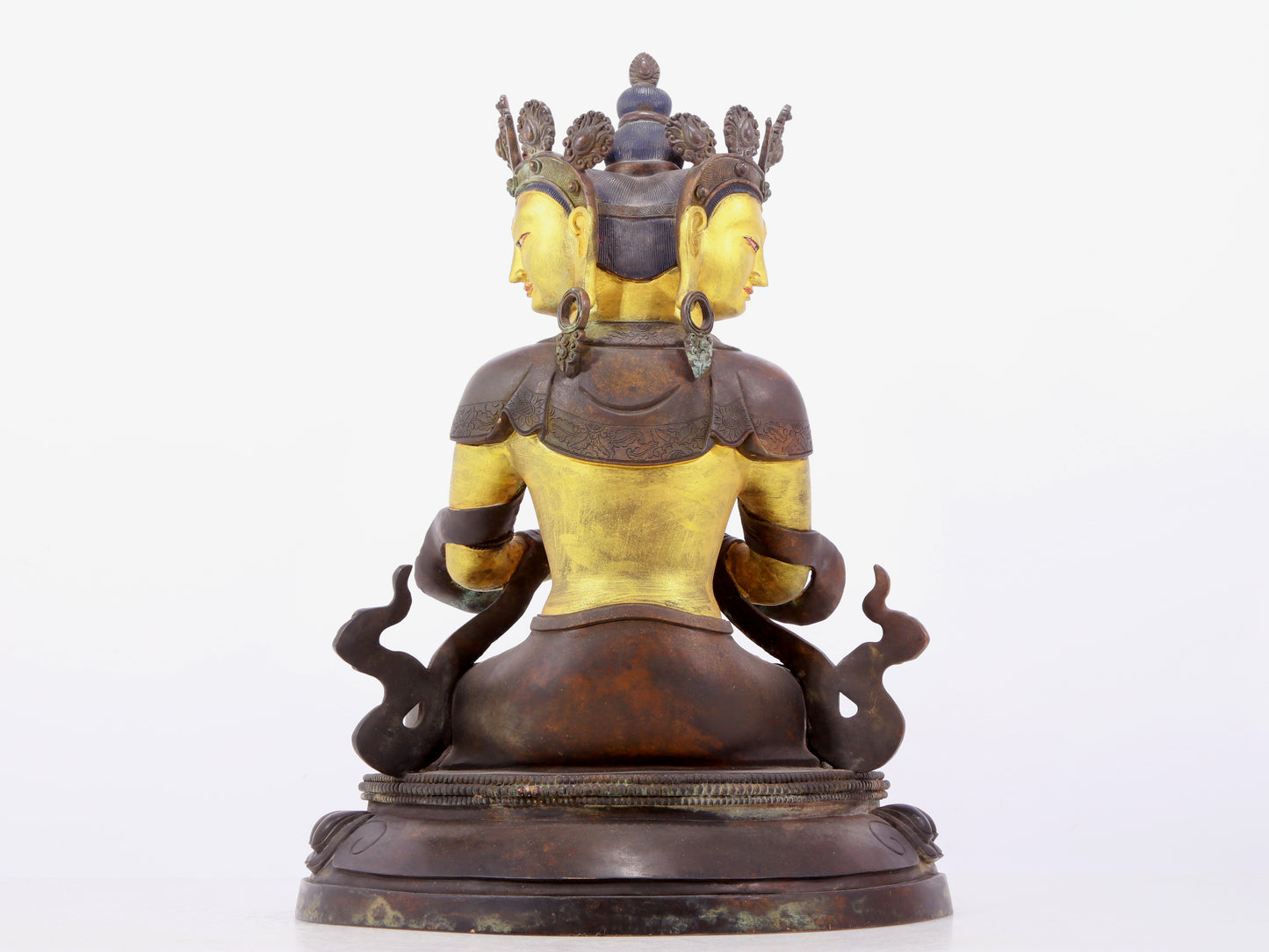 A solemn gilt bronze statue of Bodhisattva