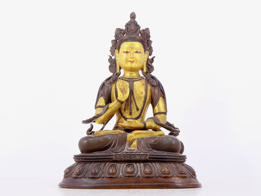 A solemn gilt bronze statue of Bodhisattva