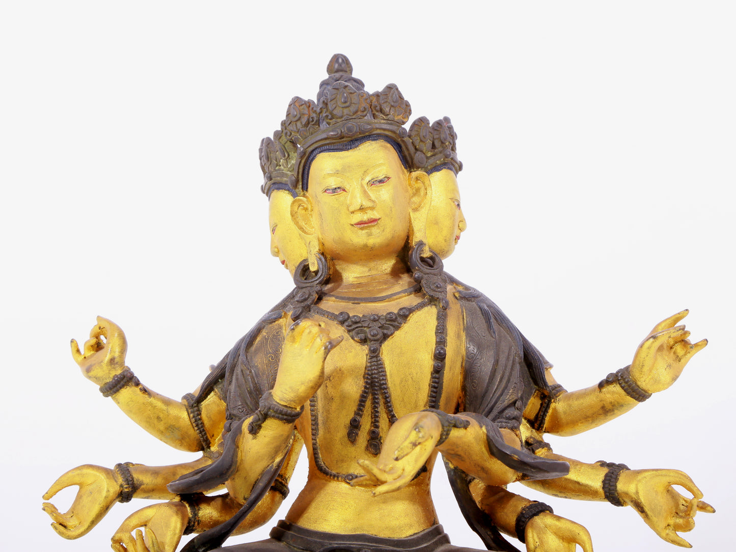 A solemn gilt bronze statue of Bodhisattva