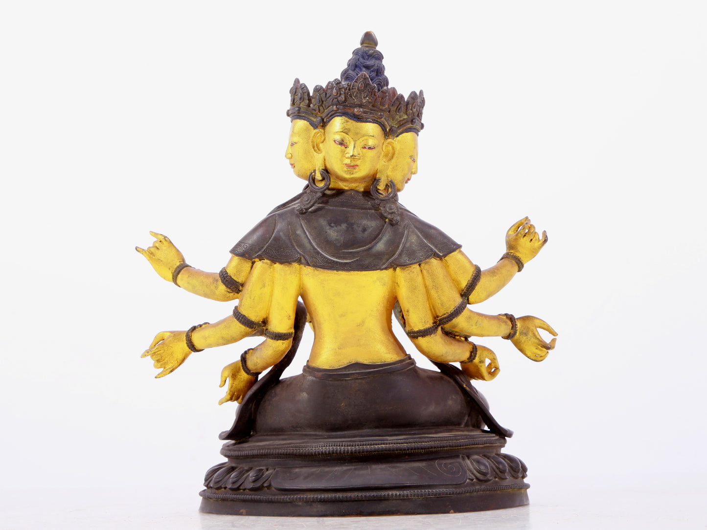 A solemn gilt bronze statue of Bodhisattva