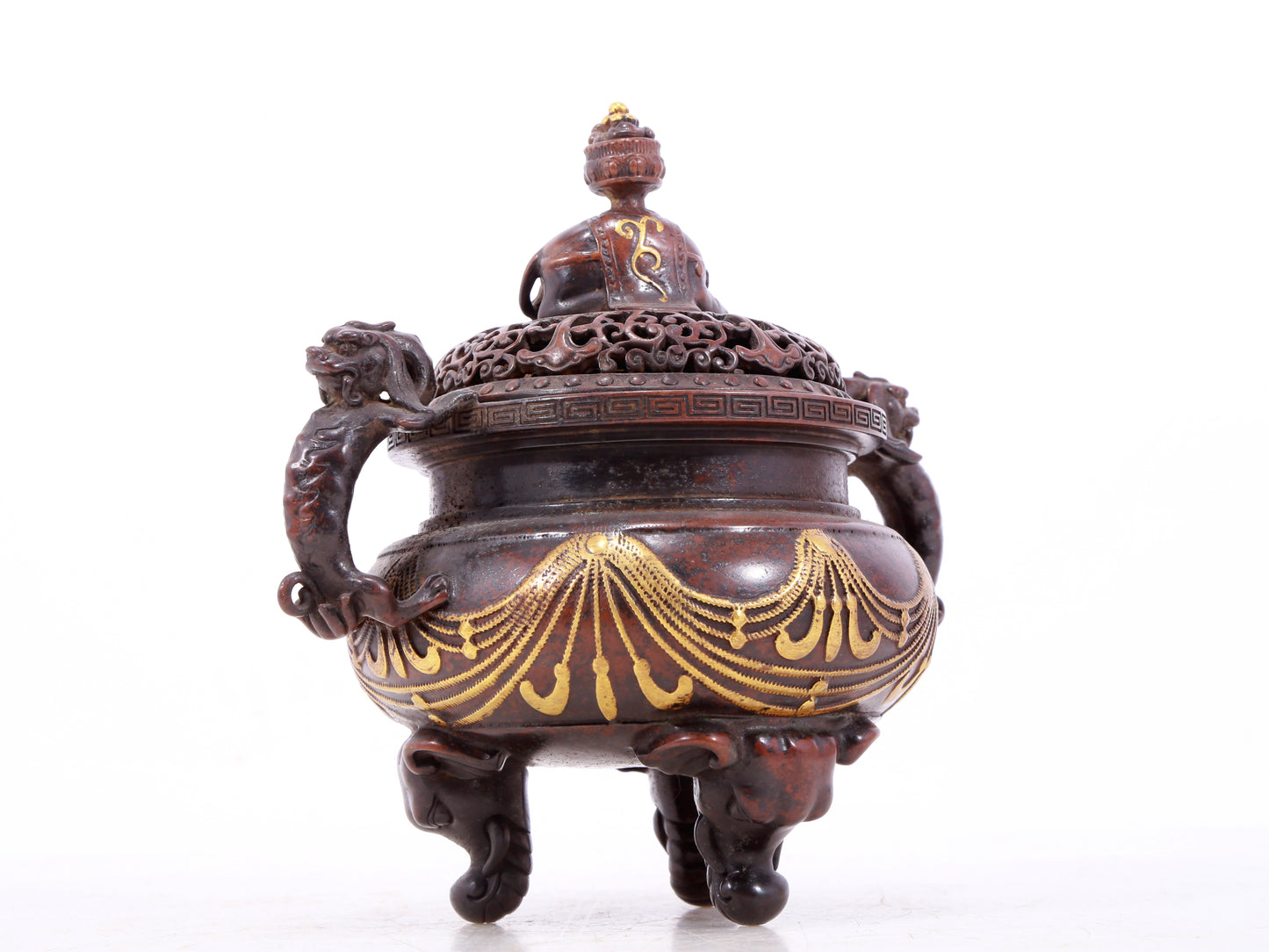 An exquisite gilt bronze elephant-patterned two-eared and tripod censer with lid