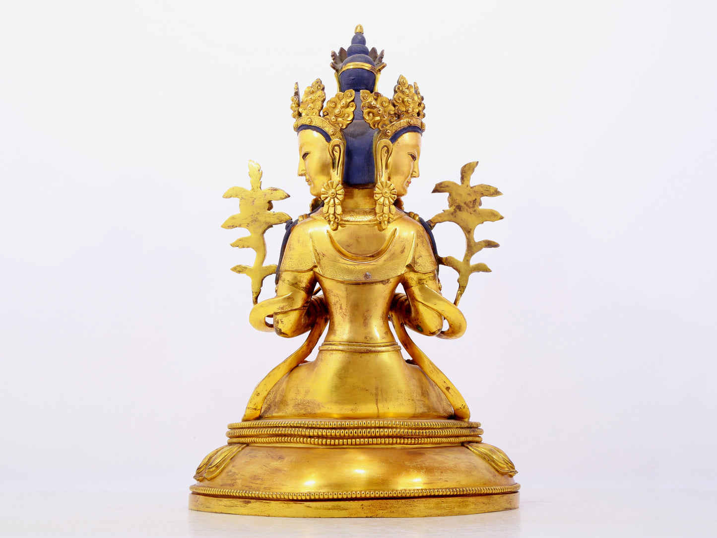 A solemn gilt bronze statue of Bodhisattva