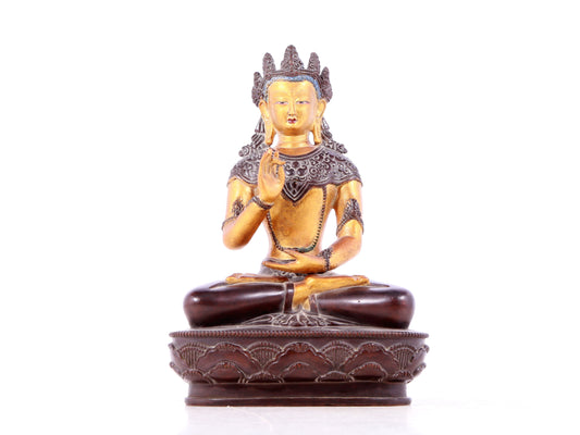 A solemn gilt bronze statue of Bodhisattva